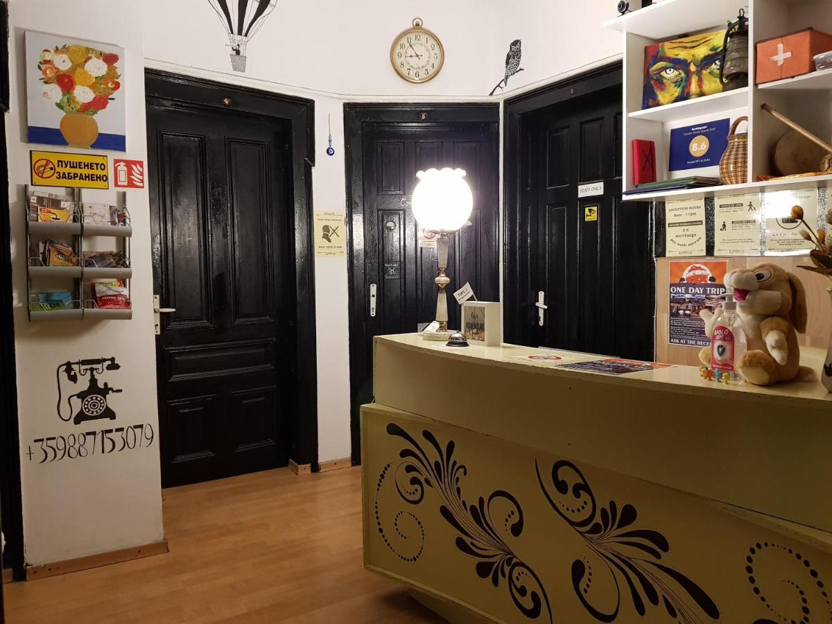 "No Party & Many Rules" Hostel N1 Sofya Dış mekan fotoğraf